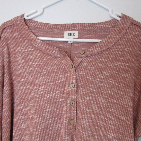BKE Henley Long Sleeve Shirt Women's Med Pink Red Waffle Button - Picture 2 of 6